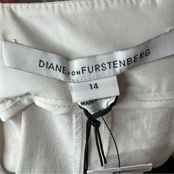 Diane Von Furstenberg Size 14 Naples Stretch‎ White Linen Shorts $198 NWT Beach - Picture 3 of 13